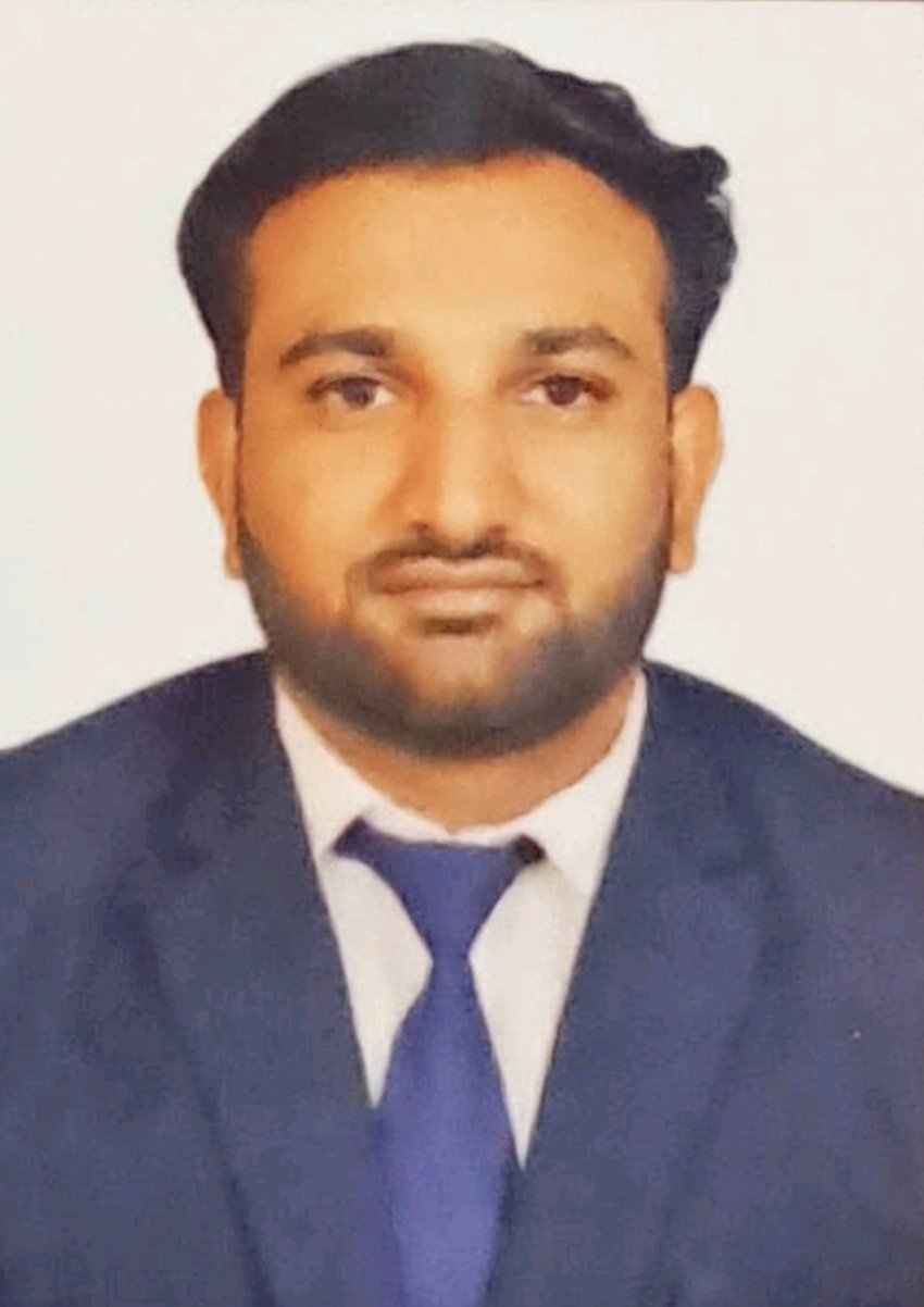 Mr. Piyush Ashokrao	Thakare